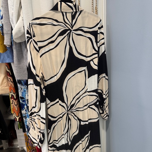 Zara Black and Cream Floral Button-Front Maxi Dress - Picture 11 of 11